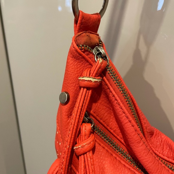 Coral Crossbody bag, Vegan leather - Picture 4 of 5